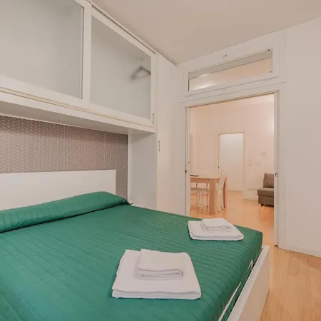 Apartment Casa Falco - 15 Min Dalla Stazione E Dal Centro *
