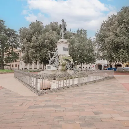 Casa Falco - 15 Min Dalla Stazione E Dal Centro Apartment *