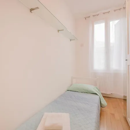 Casa Falco - 15 Min Dalla Stazione E Dal Centro Daire *